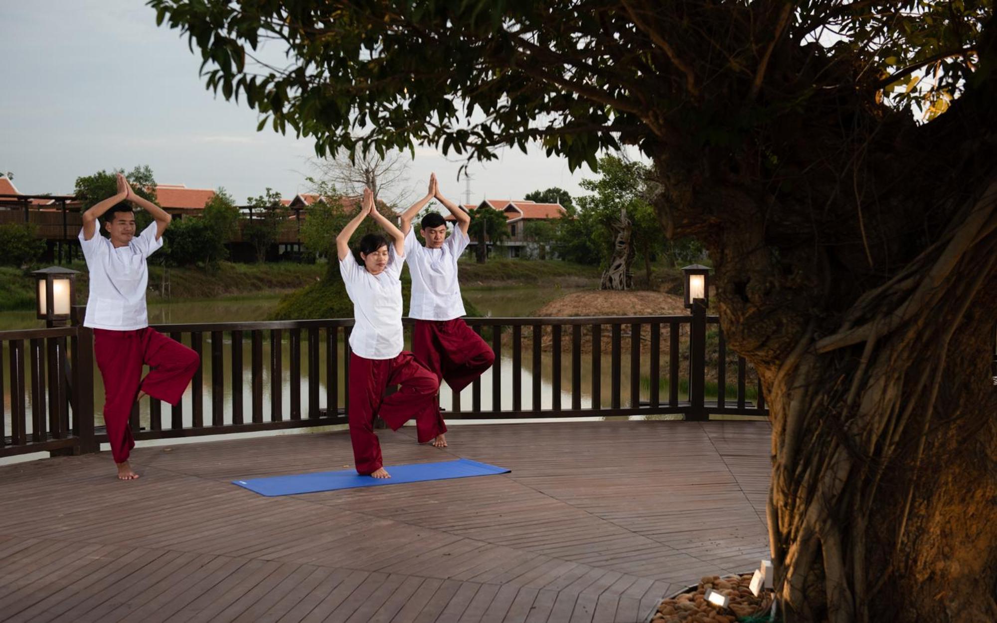 Mane Hariharalaya Hotel Siem Reap Buitenkant foto