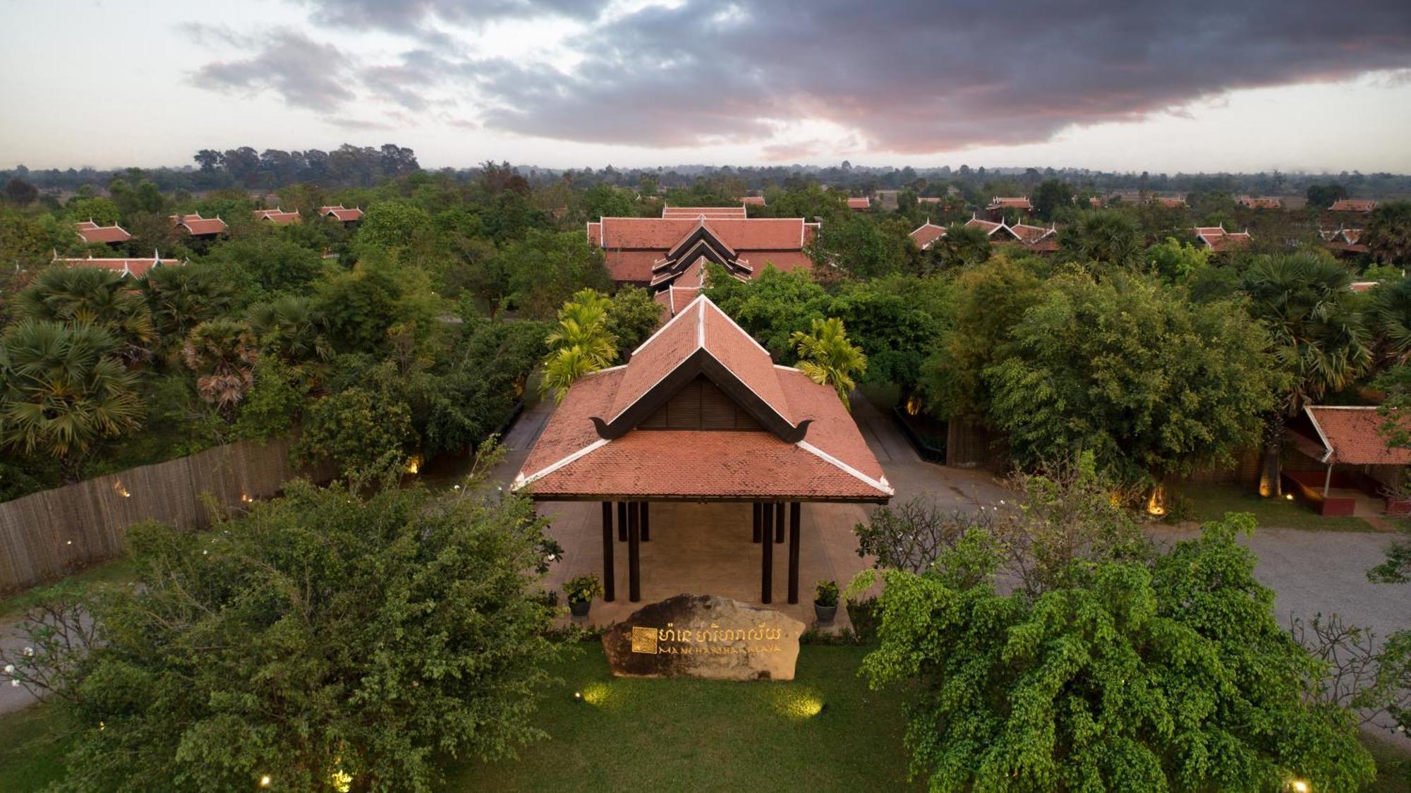 Mane Hariharalaya Hotel Siem Reap Buitenkant foto
