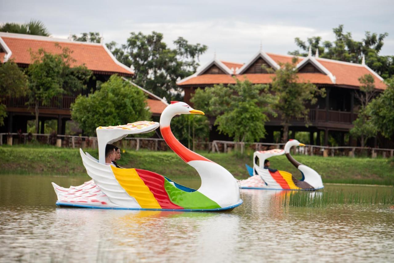 Mane Hariharalaya Hotel Siem Reap Buitenkant foto