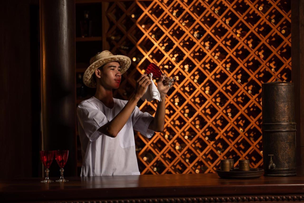 Mane Hariharalaya Hotel Siem Reap Buitenkant foto